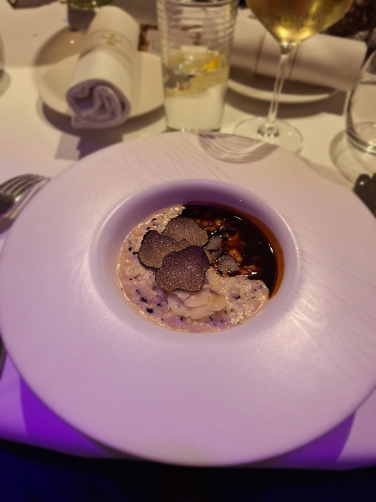 Le Sud: gastronomic restaurant and rooftop at Rives de Clausen - 12