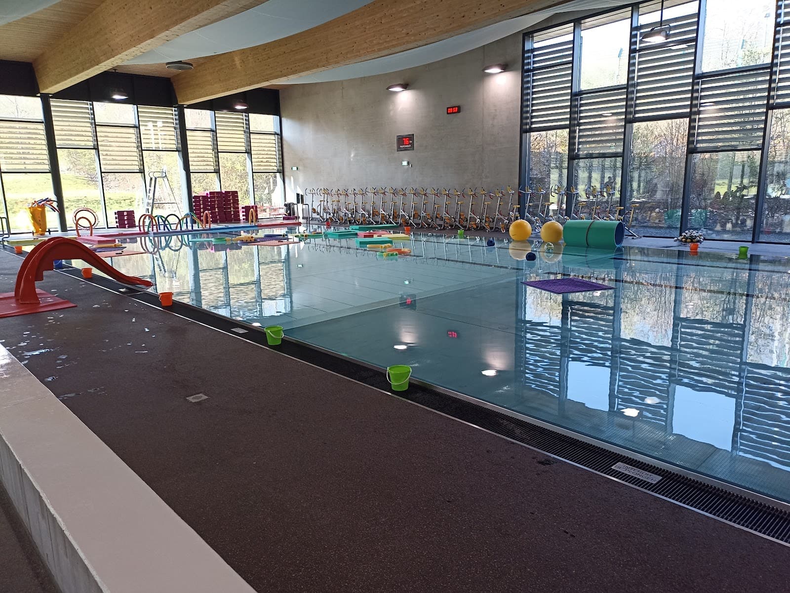 Aquasud in Differdange: the swimming pool with numerous pools - 4