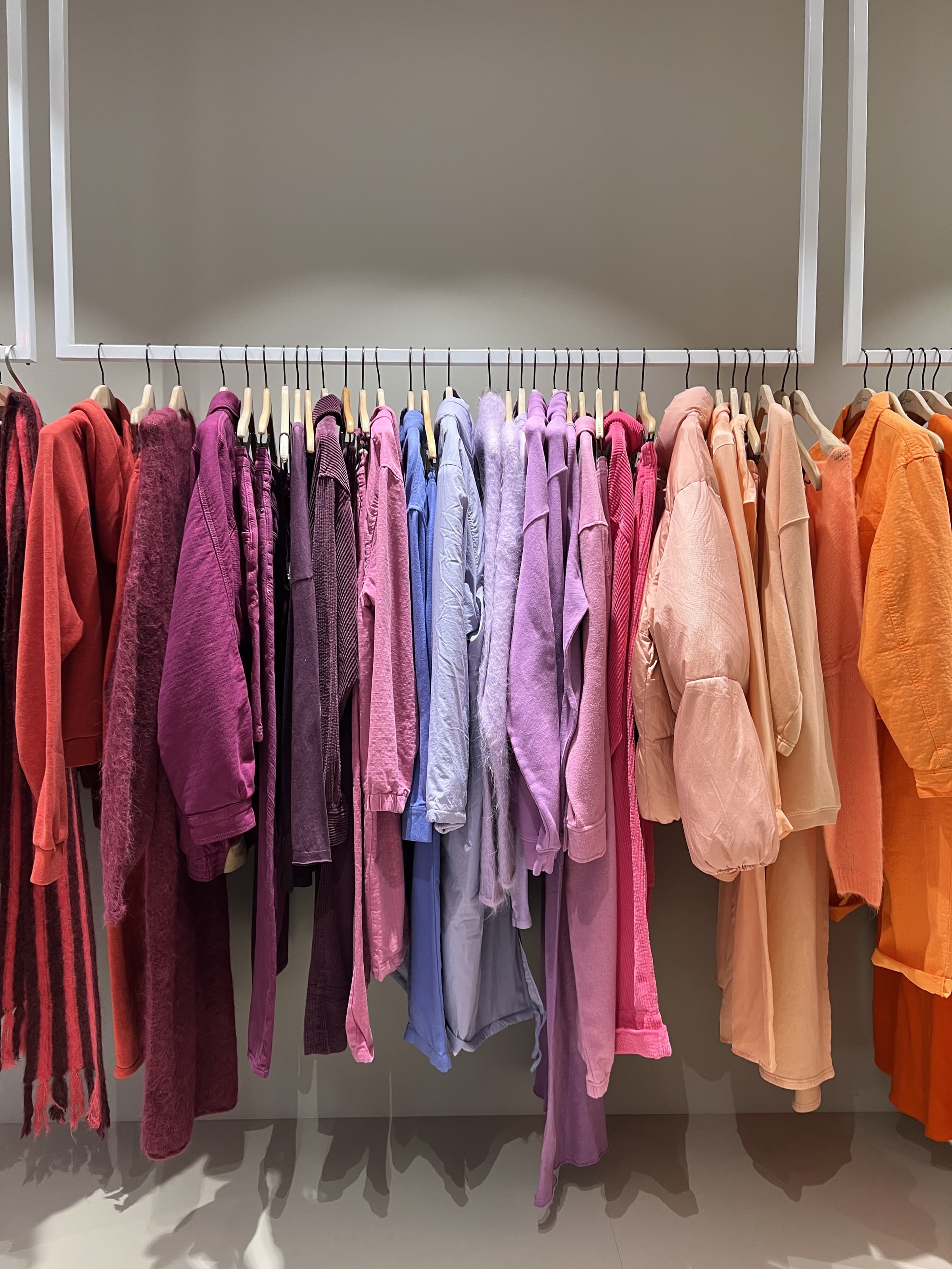 Garage sale at Belle Etoile - 2