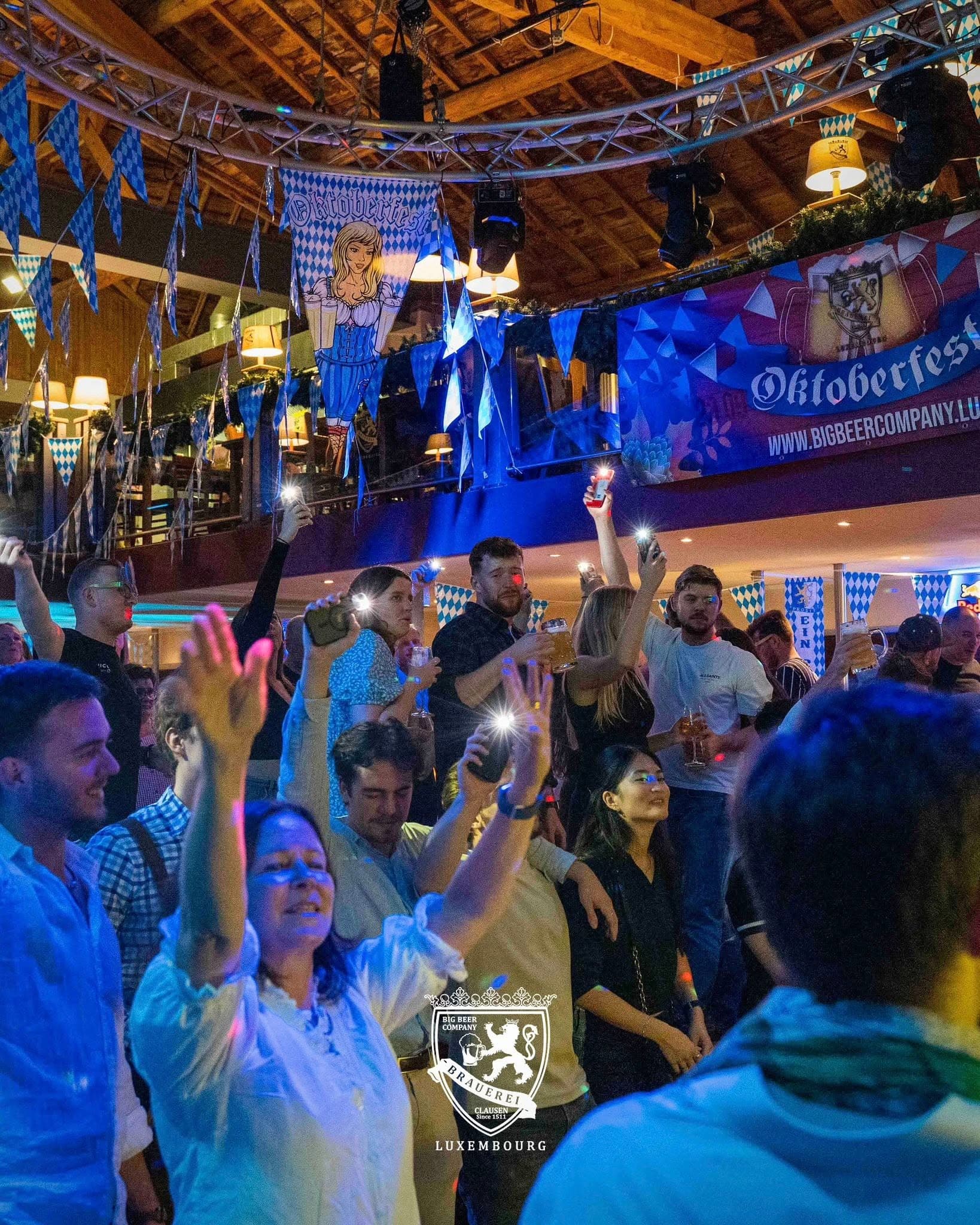 Oktoberfest 2026: live music with Marco Boesen - 3