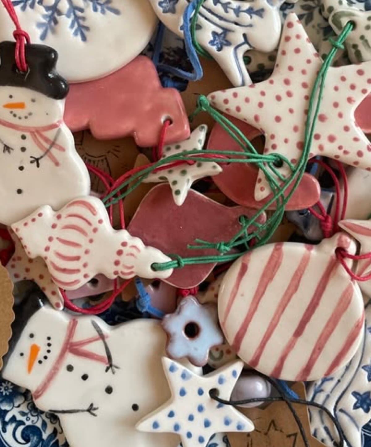 Atelier famille poterie de noël