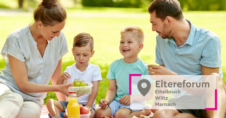 Rencontre parents-enfants sur l'aire de jeux
