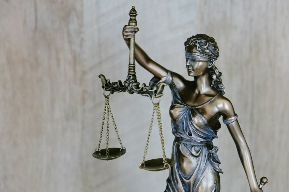 Legal Training: Copyright, Contracts, and the Challenges of Artificial Intelligence