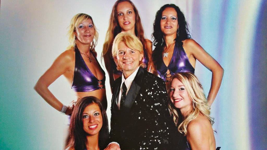 Claude François and his Claudettes