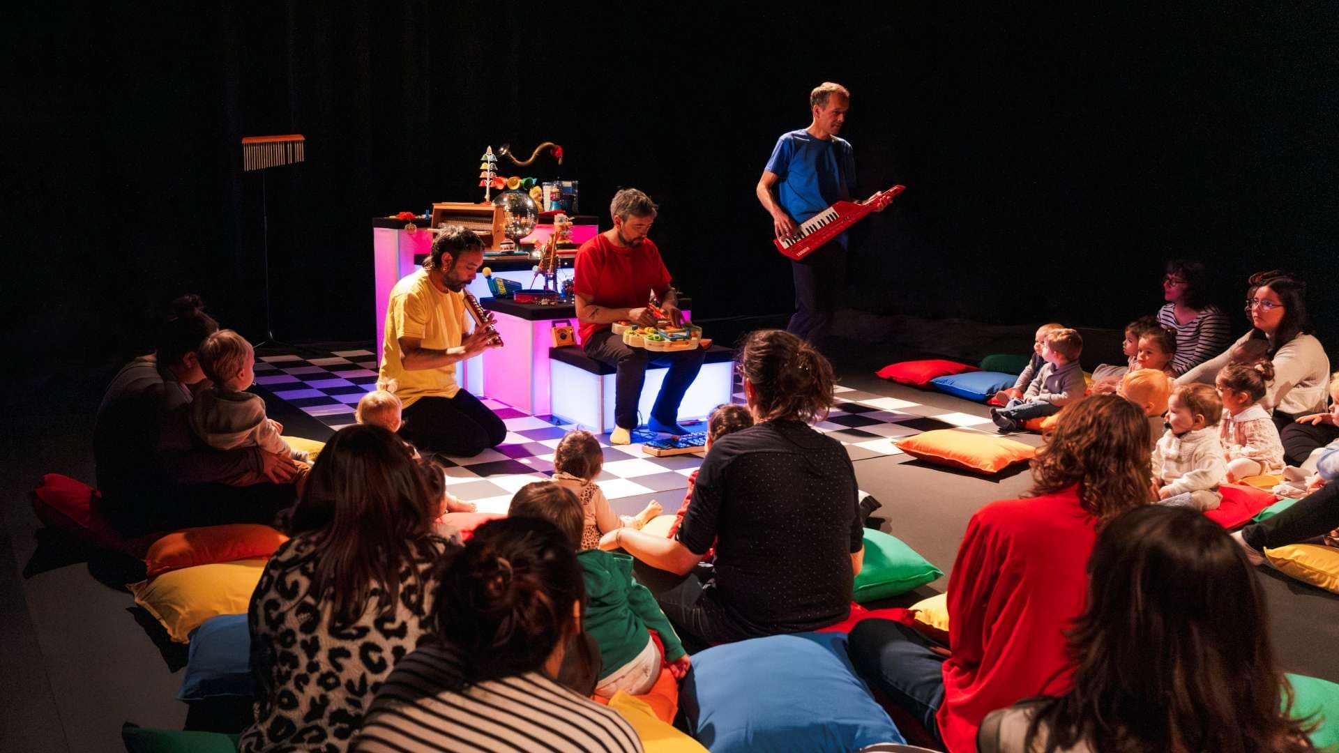 « MINI-MAXI » de la Cie Chapi Chapo & les petites musiques de pluie