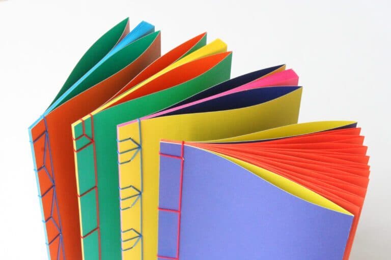 Grab your paper, fold, sew!