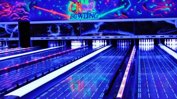 Bowling Night in Luxembourg – Let’s Play & Meet New People!