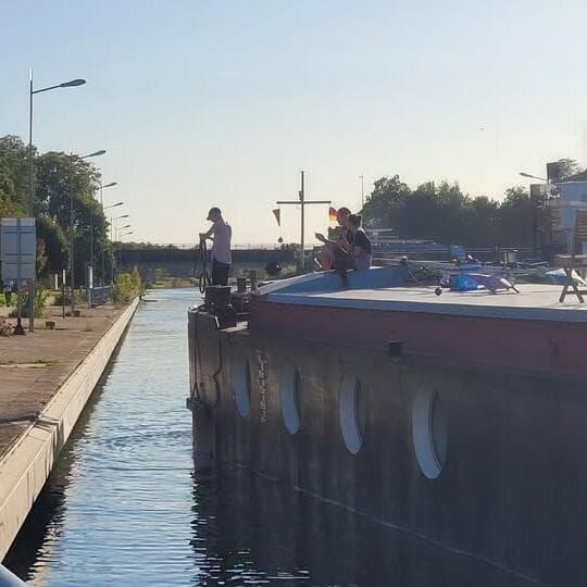 Un violoncelle sur la Moselle