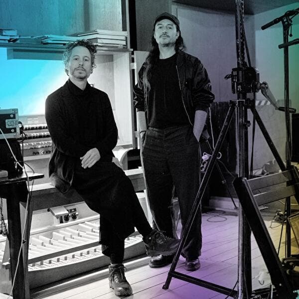 Levitation – Stefan Rusconi & Tobias Preisig