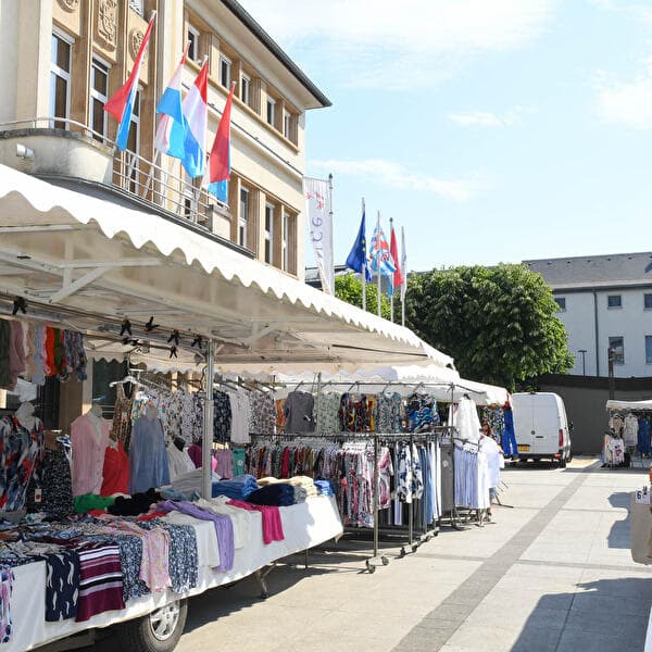 Monthly market