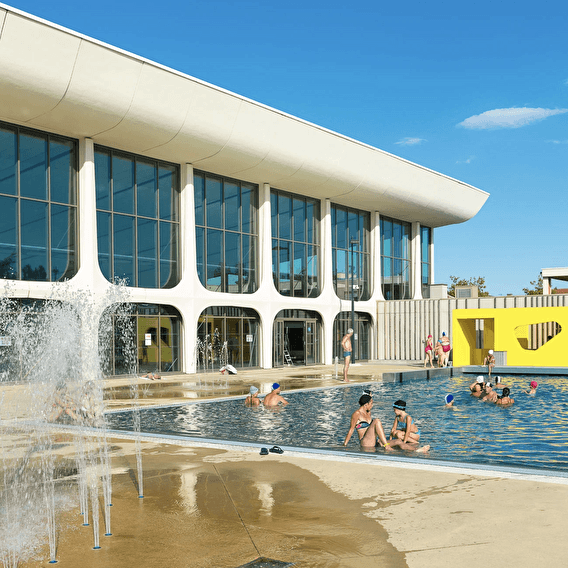 La piscine cool pour nager ou chiller à Montigny-lès-Metz