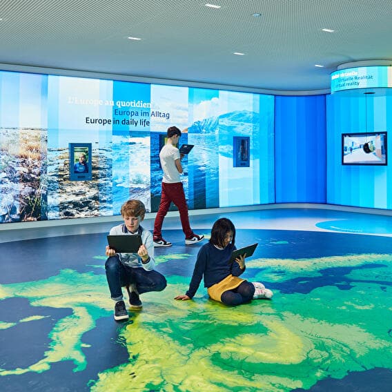 Europe in interactive mode: discover, play, experiment! - 1