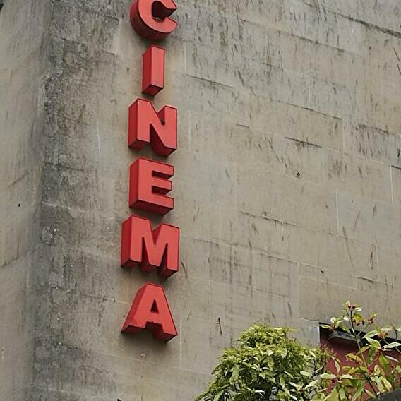 La tête en friche - Cinema