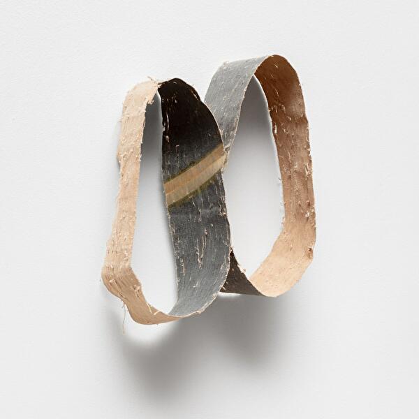 João Freitas, curaté par Atena Abrahimia - Traces in suspension