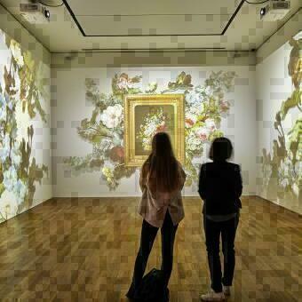 Regular guided tour: A stroll through art